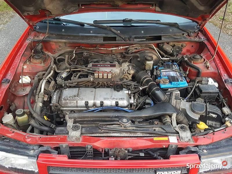 Używany Mazda 323 1992