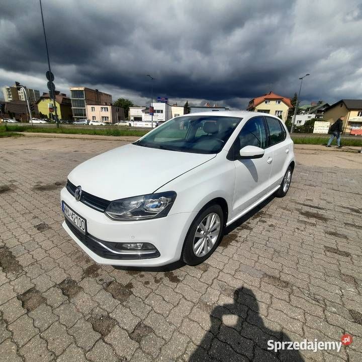 Biały Używany 2016 VW Polo Hatchback | 33 900 zł (Uczciwa cena) - Obraz 1/4