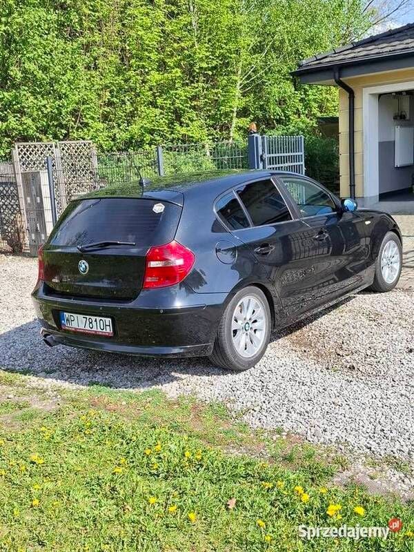 Czarny Używany 2008 BMW 120 Hatchback | 17 900 zł (Uczciwa cena) - Obraz 1/4