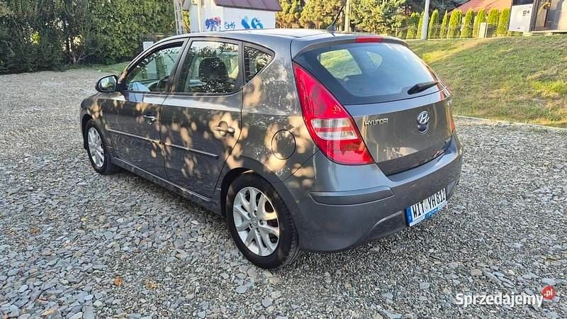 Szary Używany 2011 Hyundai i30 Hatchback | 16 900 zł (Uczciwa cena) - Obraz 1/4