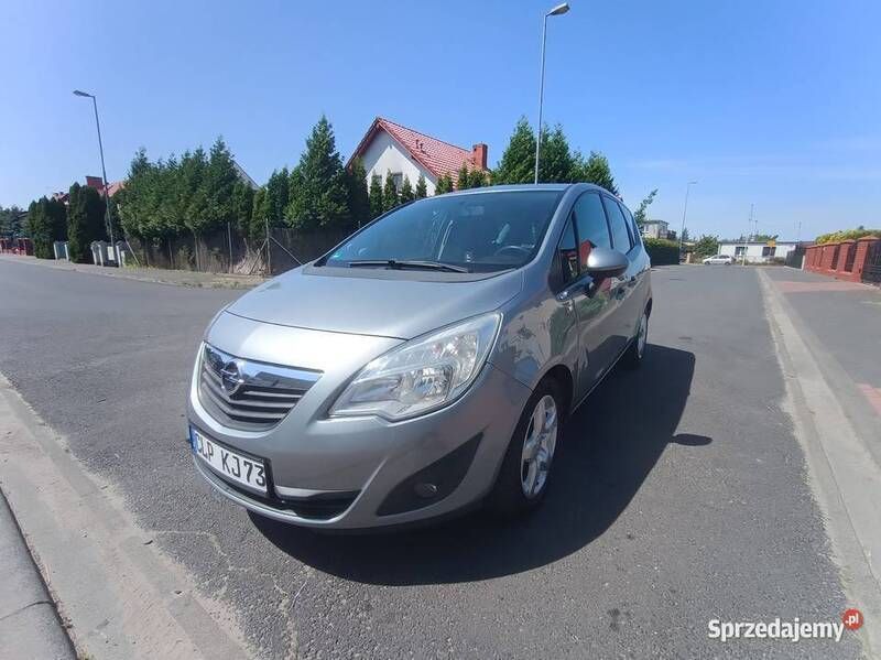 Używany 2011 Opel Meriva Minivan | 17 600 zł (Uczciwa cena) - Obraz 1/4