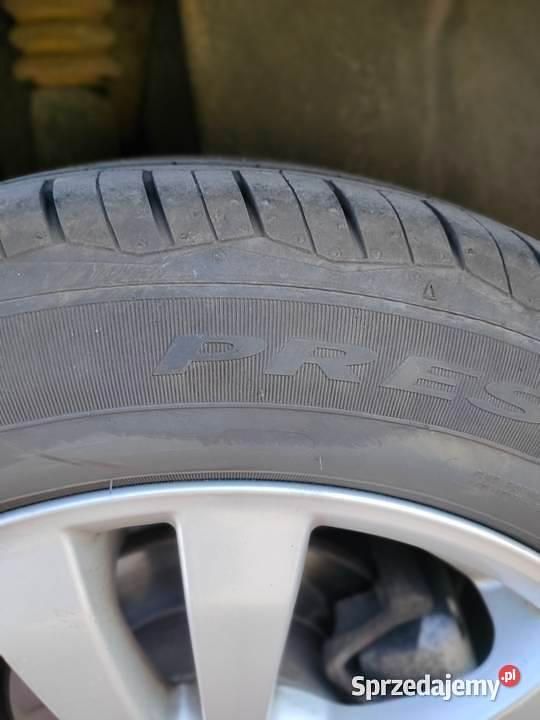 Używany VW Touran 2006 Minivan