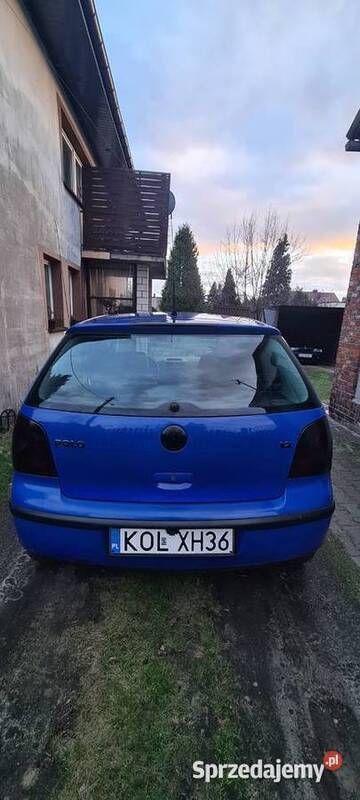 Niebieski Używany 2002 VW Polo Sedan/Limuzyna | 4500 zł (Uczciwa cena) - Obraz 1/4