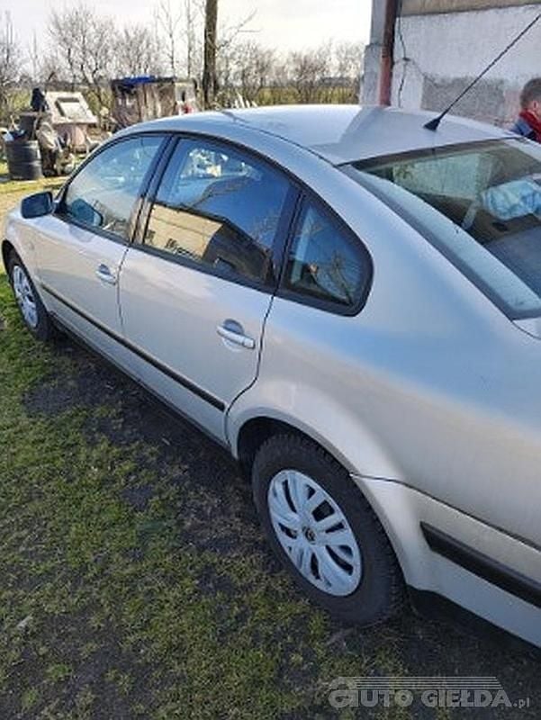 Używany VW Passat R 2000 Szary