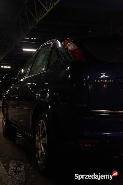 Używany Ford Focus 125 KM (91 kW) 2007 Niebieski ciemny Hatchback