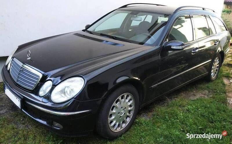 Używany Mercedes E220 Elegance 150 KM (110 kW) 2005 Czarny Sedan/Limuzyna