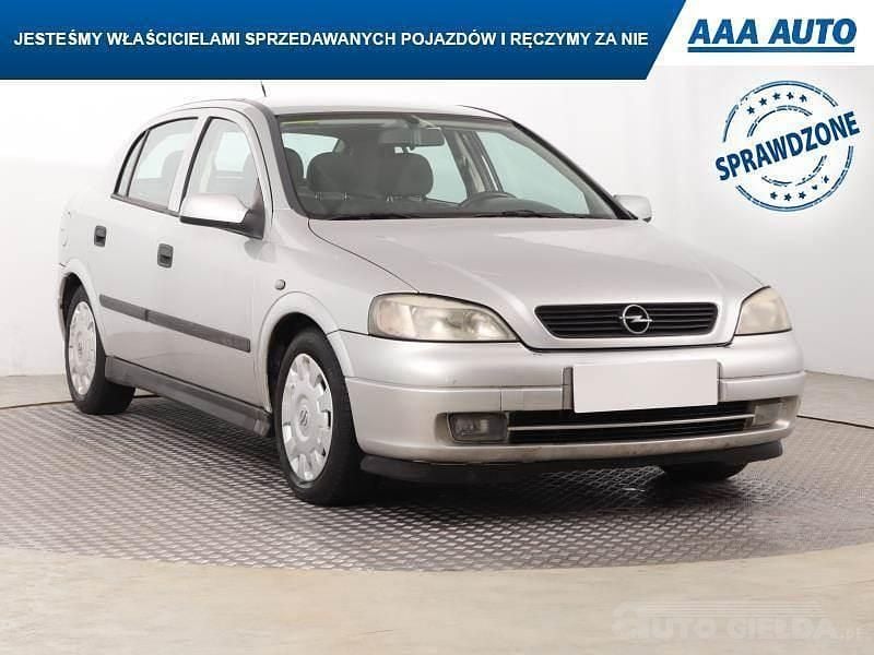 Używany Opel Astra 2002 Srebrny
