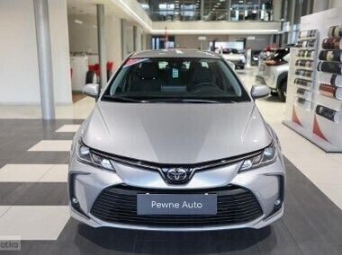 Srebrny Używany 2022 Toyota Corolla Comfort Sedan/Limuzyna | 73 850 zł (Uczciwa cena) - Obraz 1/4