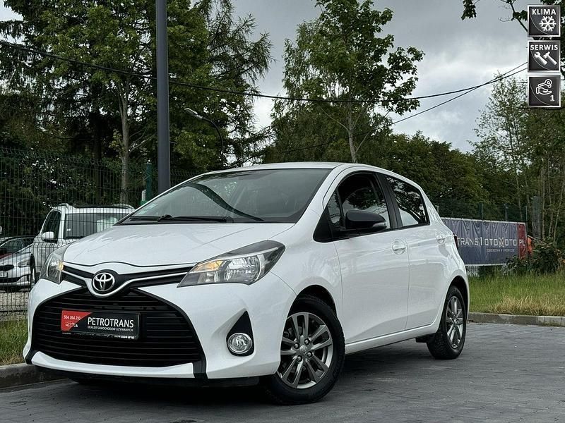 Biały Używany 2015 Toyota Yaris Hatchback | 28 900 zł (Uczciwa cena) - Obraz 1/4