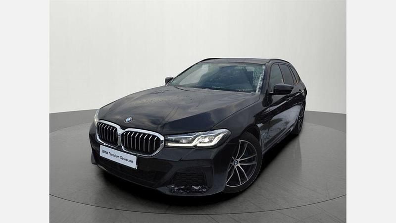 Używany BMW 530 Shadowline 252 KM (185 kW) 2021 Black sapphire metallic metalizowany Kombi