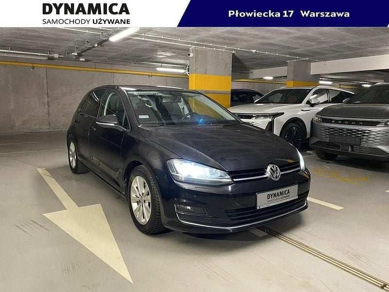 Czarny (metalik) Używany 2016 VW Golf VII Hatchback | 51 900 zł (Uczciwa cena) - Obraz 1/4