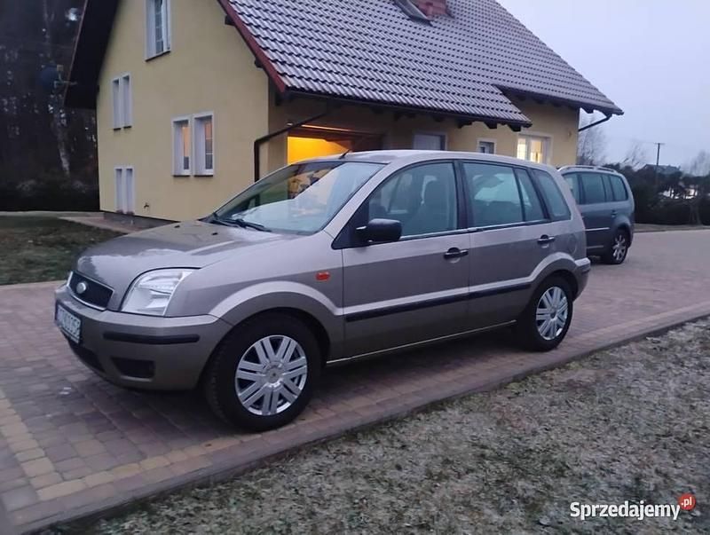 Używany Ford Fusion 2002 Hatchback