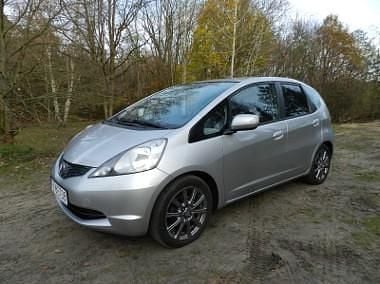 Srebrny Używany 2010 Honda Jazz Hatchback | 20 000 zł (Dobra cena) - Obraz 1/4