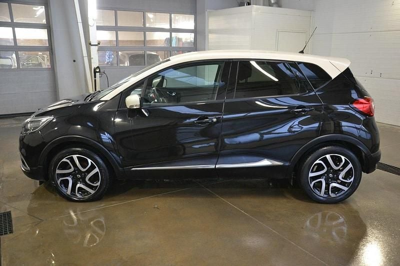 Używany Renault Captur 90 KM (66 kW) 2014 Czarny SUV