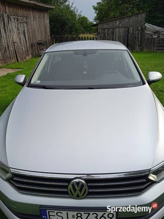 Srebrny Używany 2017 VW Passat Sedan/Limuzyna | 57 000 zł (Uczciwa cena) - Obraz 1/4
