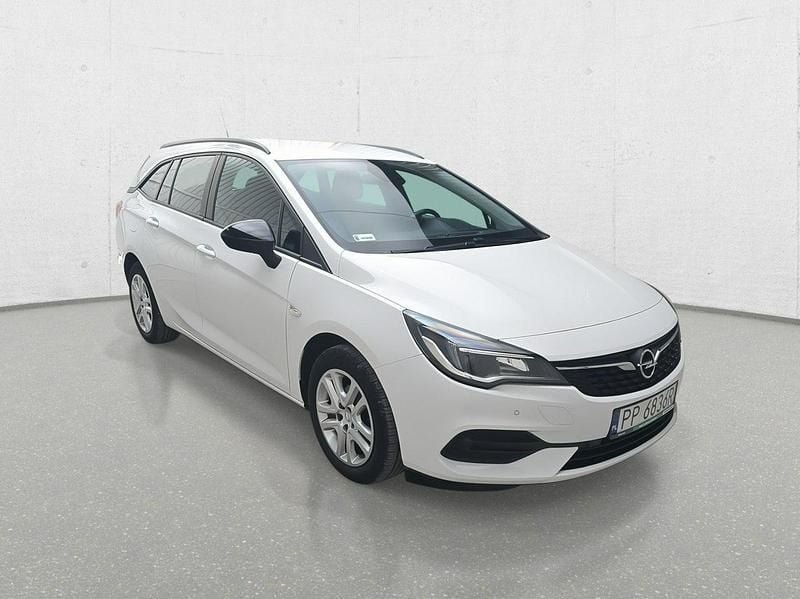 Biały Używany 2022 Opel Astra Kombi | 38 000 zł (Super Cena) - Obraz 1/4