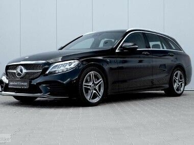 Czarny Używany 2019 Mercedes E300 AMG line Sedan/Limuzyna | 125 900 zł - Obraz 1/4