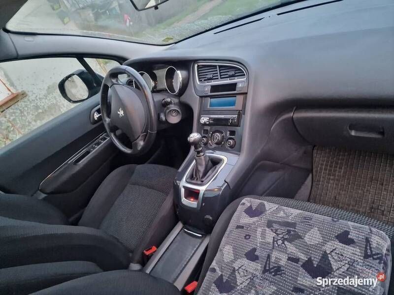 Używany Peugeot 5008 2012 Minivan