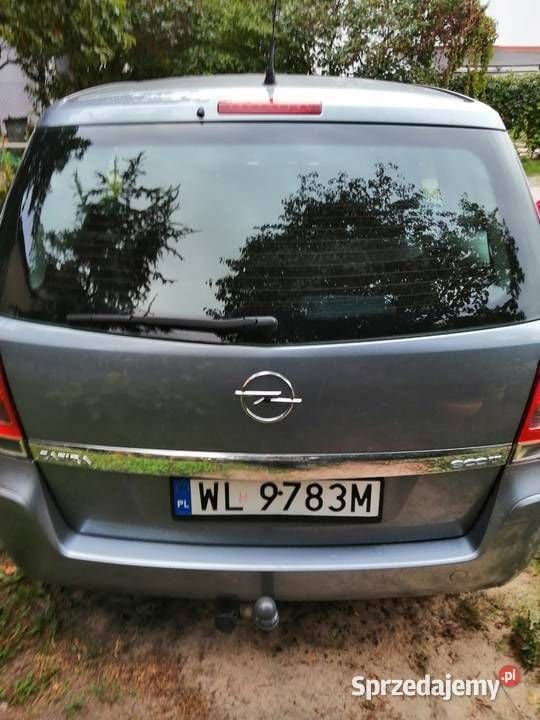 Szary Używany 2009 Opel Zafira Minivan | 14 700 zł (Uczciwa cena) - Obraz 1/4
