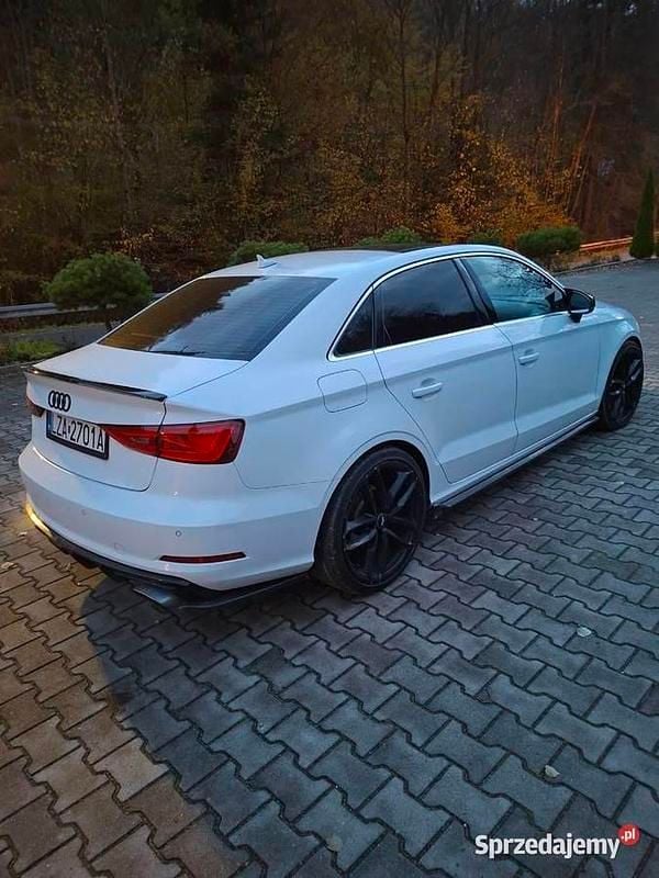 Biały Używany 2015 Audi A3 S-Line Sedan/Limuzyna | 58 000 zł (Uczciwa cena) - Obraz 1/4