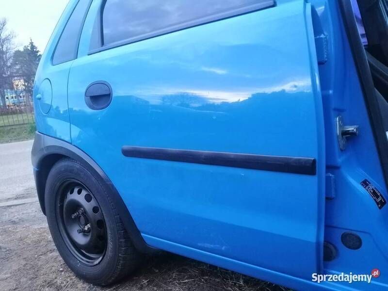 Używany Opel Corsa 75 KM (55 kW) 2003 Hatchback