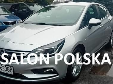 Używany Opel Astra 150 KM (110 kW) 2018 Srebrny Hatchback