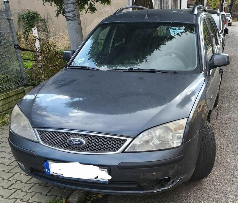 Szary Używany 2003 Ford Mondeo Kombi | 2000 zł - Obraz 1/3