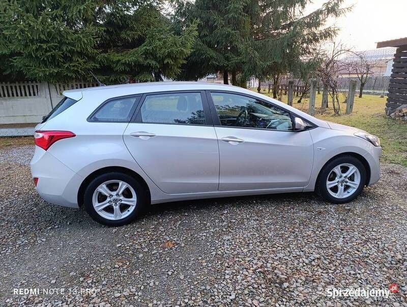Używany Hyundai i30 2013 Srebrny Kombi