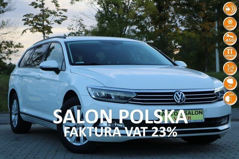 Biały Używany 2018 VW Passat Sedan/Limuzyna | 74 800 zł - Obraz 1/4