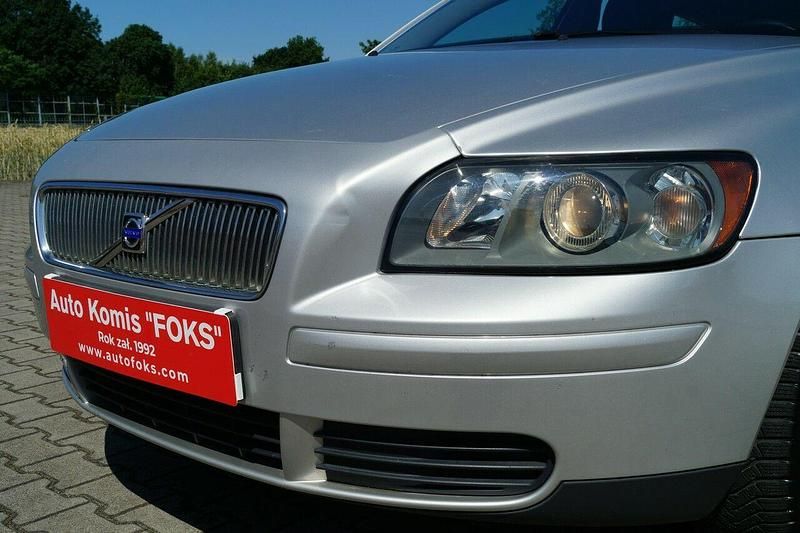 Używany Volvo V50 109 KM (80 kW) 2006 Srebrny Kombi