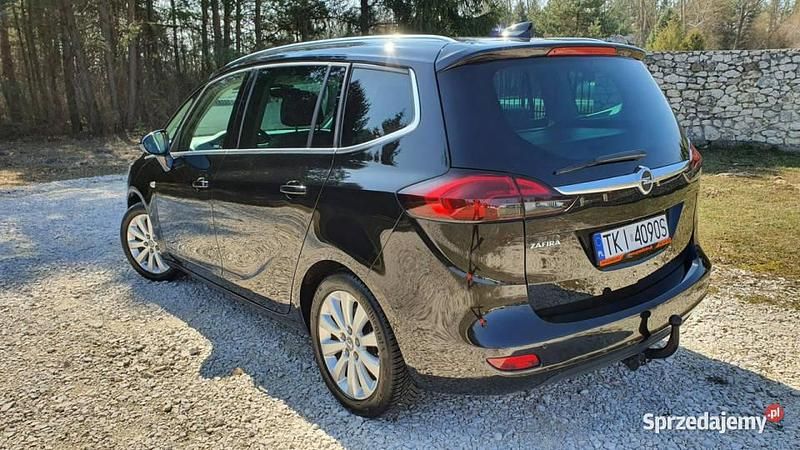 Używany Opel Zafira 136 KM (100 kW) 2017 Czarny (metalik) Minivan