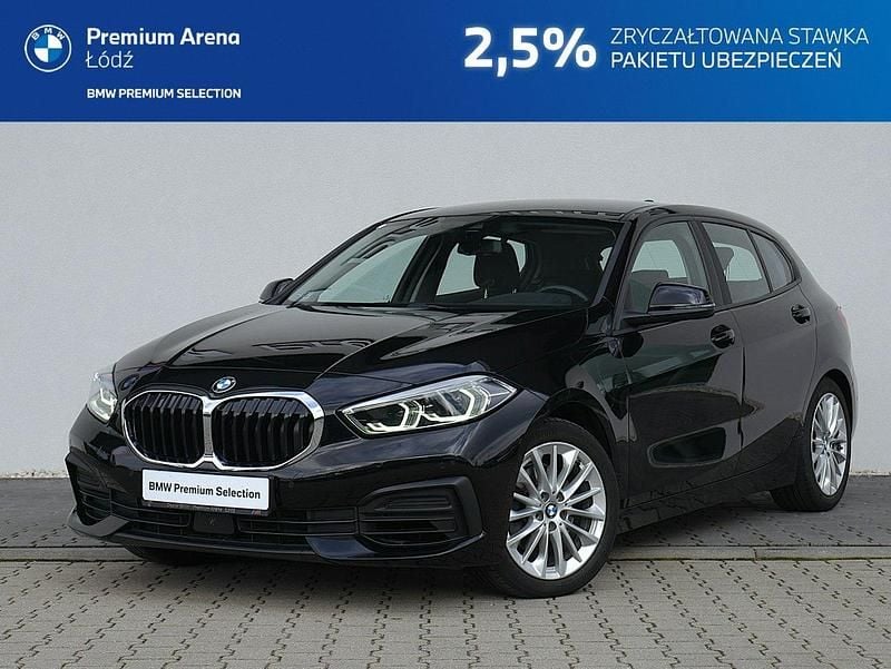Czarny (metalik) Używany 2020 BMW 118 Hatchback | 89 900 zł (Uczciwa cena) - Obraz 1/4