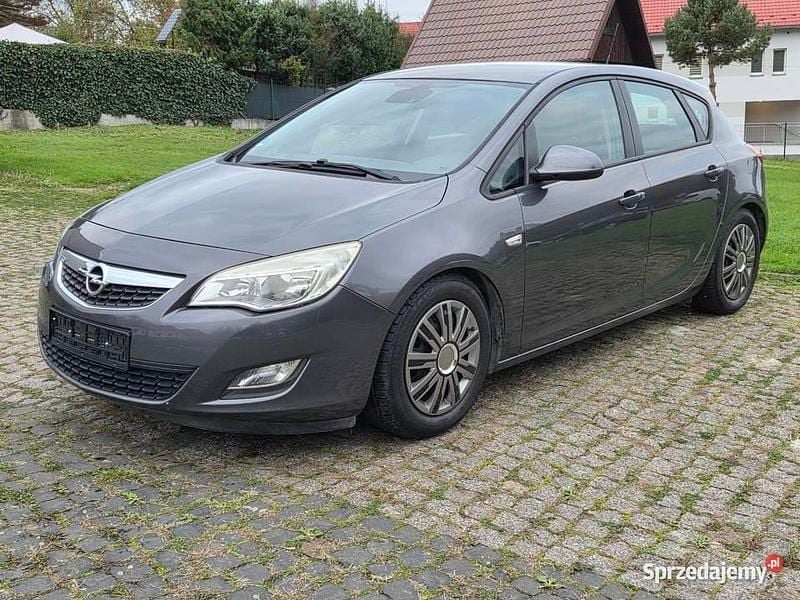 Używany Opel Astra 2010