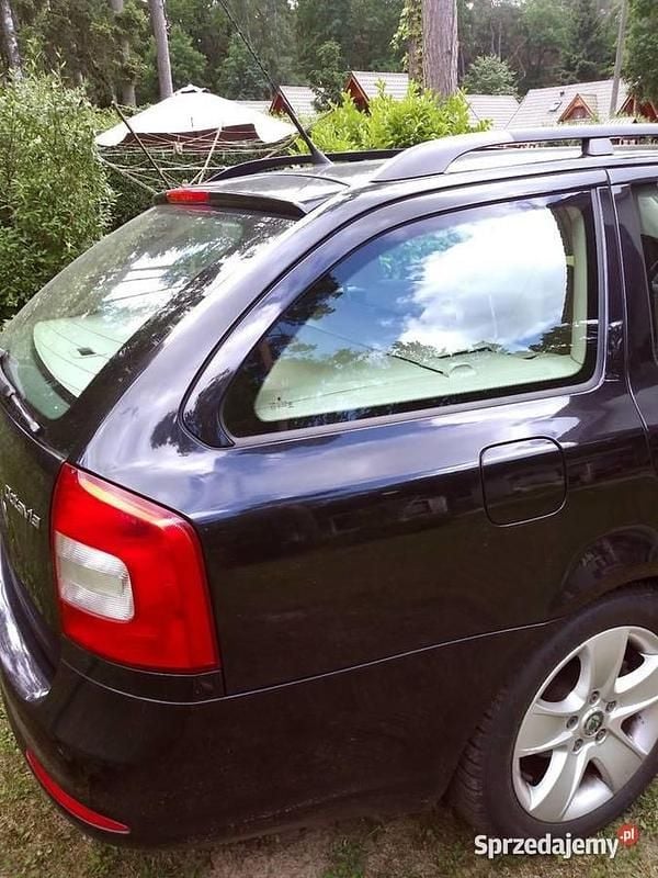 Używany Skoda Octavia 2008 Czarny Kombi