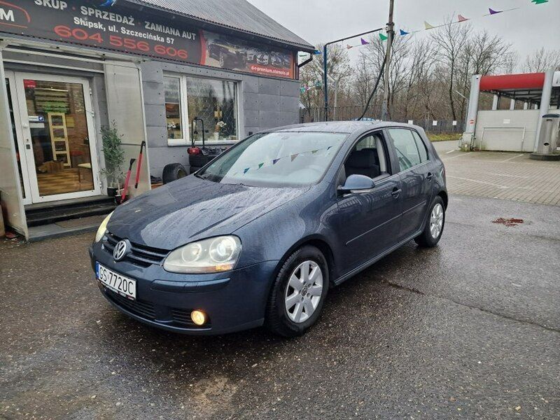 Używany VW Golf IV 90 KM (66 kW) 2004 Niebieski ciemny (metalik) Hatchback