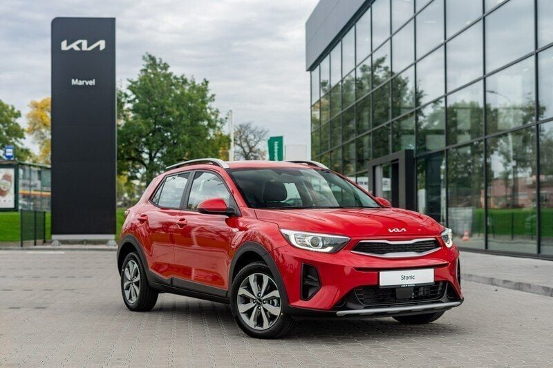 Czerwony (metalik) Nowe 2024 Kia Stonic 2 SUV | 98 400 zł (Dość drogi) - Obraz 1/4