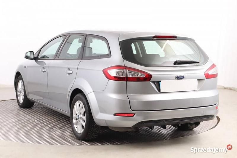 Używany Ford Mondeo 2013 Szary Kombi