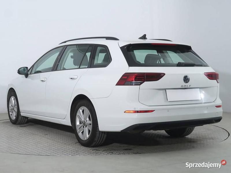 Używany VW Golf VIII 2021 Biały Kombi