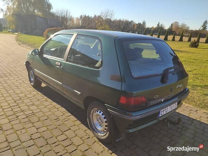 Zielony Używany 1993 Renault Clio Hatchback | 2800 zł - Obraz 1/4
