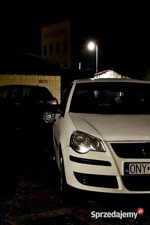 Biały Używany 2007 VW Polo Hatchback | 4000 zł (Uczciwa cena) - Obraz 1/4