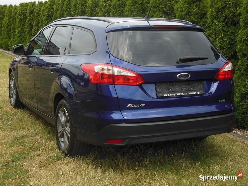 Granatowy Używany 2014 Ford Focus Kombi | 17 900 zł (Dobra cena) - Obraz 1/4
