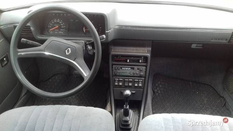 Używany 1982 Renault R18 Sedan/Limuzyna | 5000 zł - Obraz 1/4