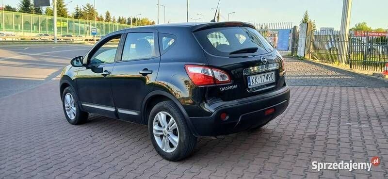 Używany Nissan Qashqai 110 KM (80 kW) 2012 Czarny SUV