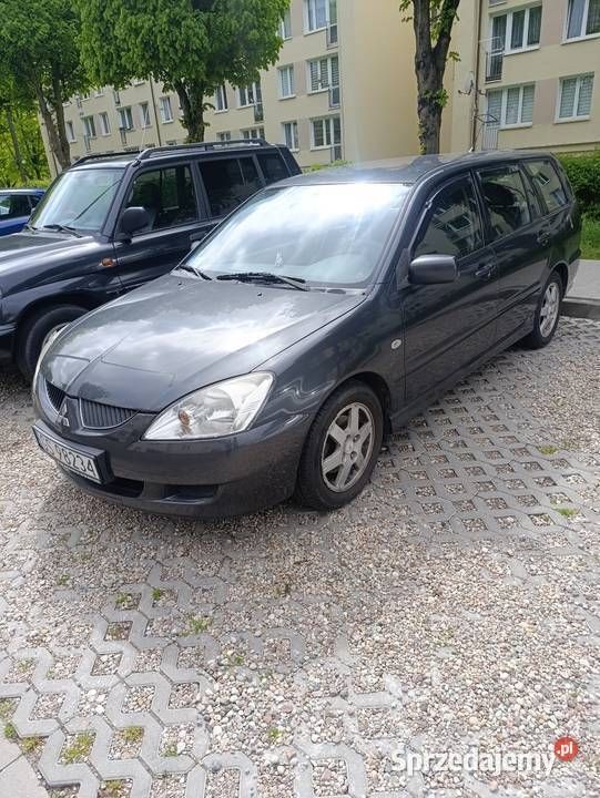 Grafitowy Używany 2004 Mitsubishi Lancer Kombi | 5200 zł - Obraz 1/4