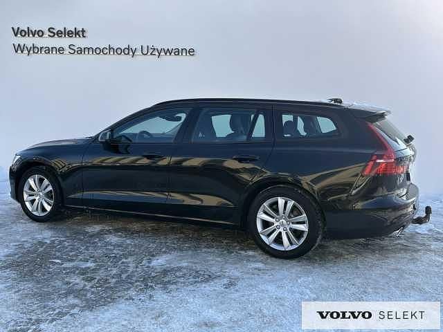 Używany Volvo V60 197 KM (144 kW) 2022 Czarny Kombi