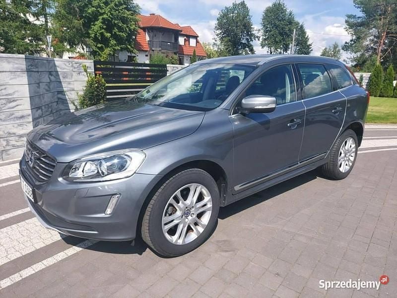 Używany Volvo XC60 150 KM (110 kW) 2016 Szary SUV