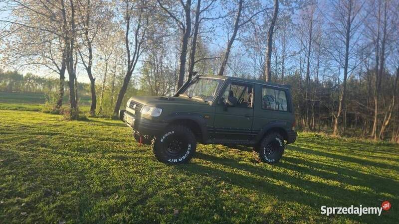 Zielony Używany 2001 Hyundai Galloper SUV | 25 999 zł - Obraz 1/4