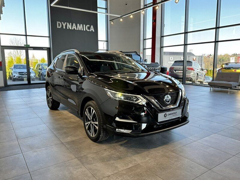 Czarny Używany 2020 Nissan Qashqai N-Connecta SUV | 91 500 zł (Dość drogi) - Obraz 1/3