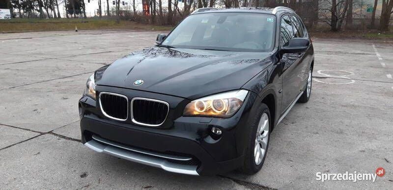 Czarny Używany 2011 BMW X1 SUV | 29 900 zł (Super Cena) - Obraz 1/4
