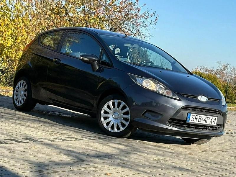 Używany Ford Fiesta 82 KM (60 kW) 2009 Szary (metalik) Hatchback
